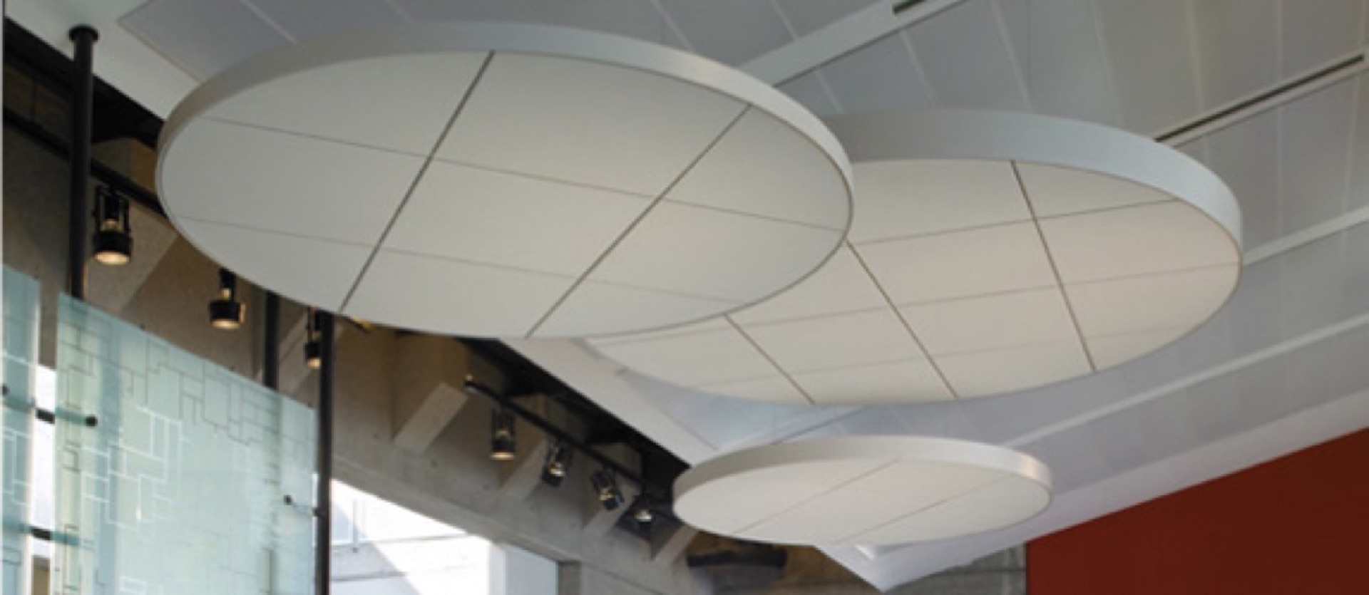 Circular recessed ceiling feature from the SteelStud.ca archive